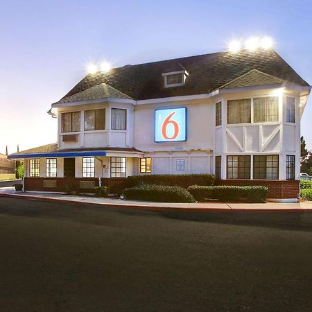 Motel 6-Fremont, Ca - North Εξωτερικό φωτογραφία